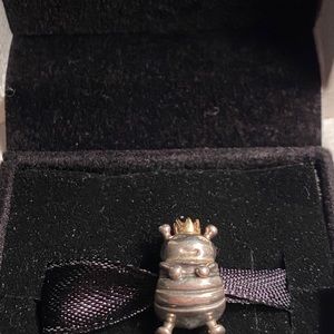 14k Queen Bee Pandora charm RETIRED